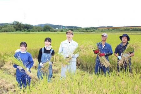 令和７年産「福、笑い」の収穫開始！内堀福島県知事も