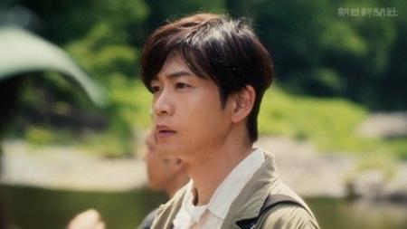 松下洸平さん、見上愛さんが朝日新聞記者を演じるドラ