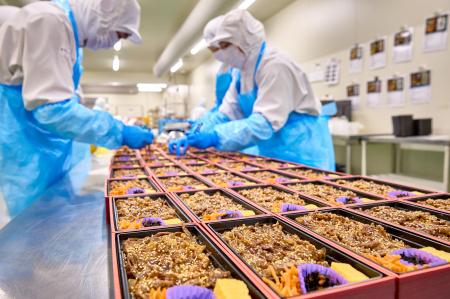 365日稼働する工場製造での規格外ロス食品“上等な食材