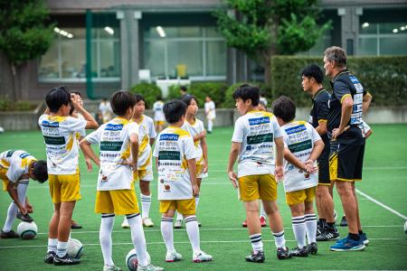 サッカーを通じて、将来活きる力を子どもたちに伝える