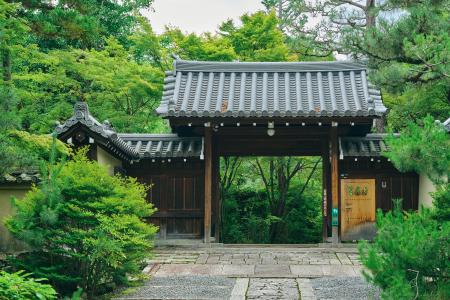 京都 大本山塔頭寺院で現代のお墓事情と樹木葬セutf-8