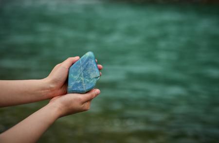 翡翠（ヒスイ）に触れ、鼓童の響きに酔いしれる──糸魚