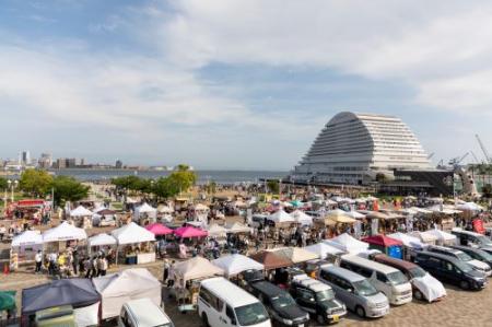 神戸メリケンパークにて「メリケンわんだーパーutf-8 神戸メリケンパークにて「メリケンわんだーパーutf-8