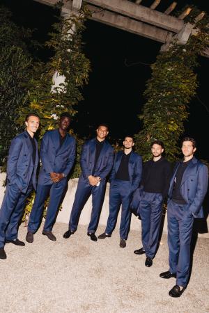 ブリオーニ、「コモ1907」とのパートナーシップを記念