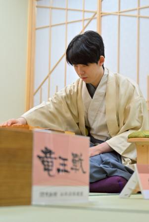 【速報】藤井聡太 竜王戦・勝負おやつ決定！２日目最