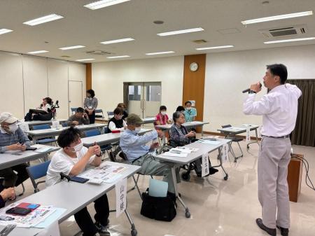 刃物メーカーの貝印が、障がい者を対象とした「爪のお