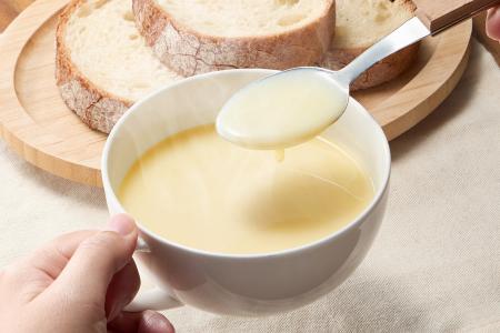 ホットで楽しむ コーンスープ風味のプロテイン タンパ