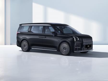 フォロフライ、ラグジュアリーEV「ZEEKR 009」の国内