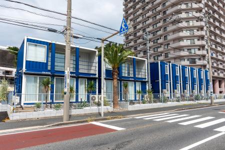 千葉県勝浦市、“部原海岸”目の前のコンテナホテutf-8