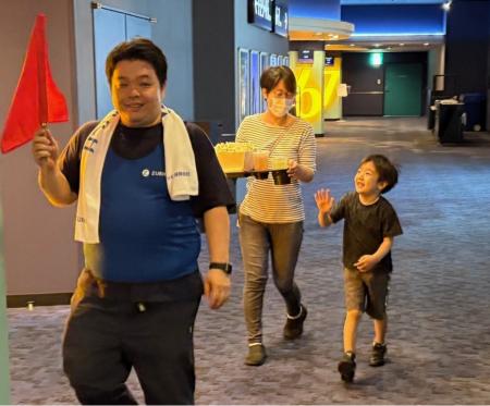 チューリッヒ保険会社とイオン保険サービス株式utf-8