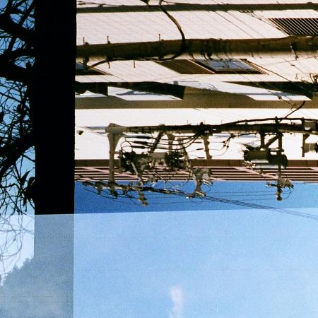 ニュージーランド出身のオルタナティブアーティスト H ニュージーランド出身のオルタナティブアーティスト H