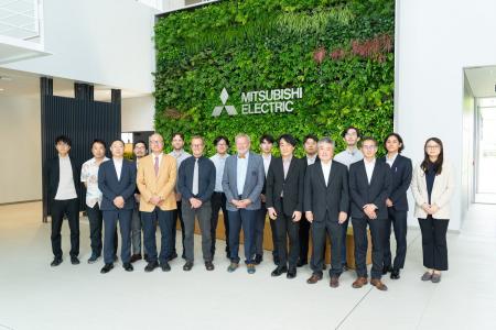 多様性に配慮した快適な温熱環境の実現に向け、4者で 多様性に配慮した快適な温熱環境の実現に向け、4者で