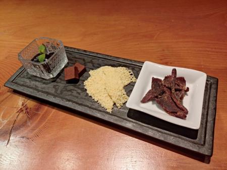 【ニセコ昆布温泉 鶴雅別荘 杢の抄】旅の夜を粋に楽し