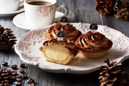 大人のご褒美チーズタルト。ほろにがコーヒーホイップ