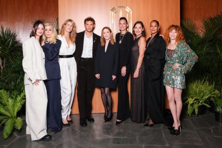 ブシュロン、ロサンゼルスで開催されたイベントにセレ