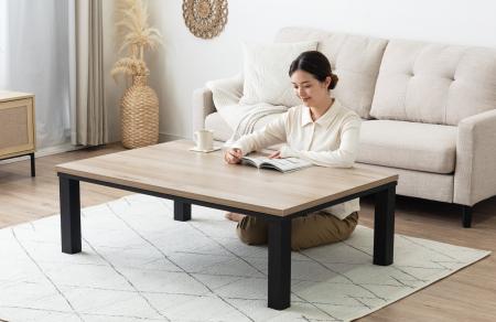 ミニマルな暮らしにマッチ！シンプルモダンな“こたつ