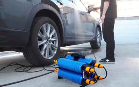 お客様の声から登場。水道に取り付けるだけの純水器の