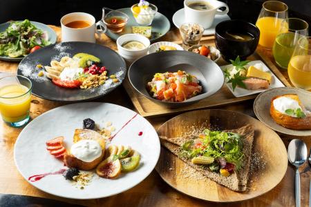 ラウンジモーニングとランチメニューをリニューアル／