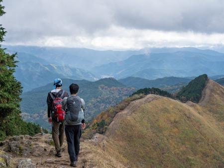 次世代登山者の支援と登山文化の継承を目的とした「登 次世代登山者の支援と登山文化の継承を目的とした「登