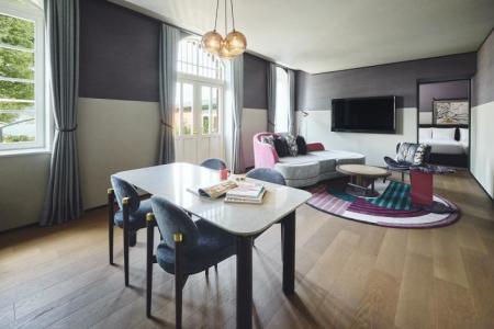 【ホテルインディゴ⾧崎グラバーストリート】
utf-8