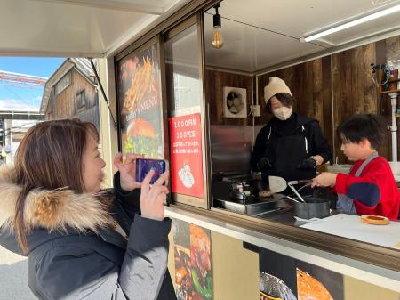 キッチンカーdeこども店長×白鶴のコラボイベント「キ