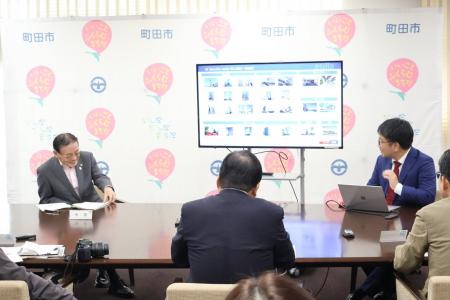 【東京都町田市】『自治体×AI』による先進的な地域運 【東京都町田市】『自治体×AI』による先進的な地域運