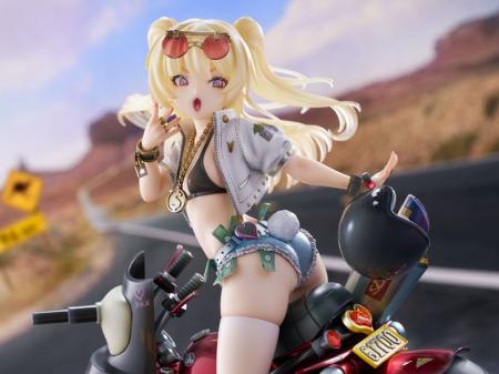 『アズールレーン』より、「バッチ」が「華麗なるスピ