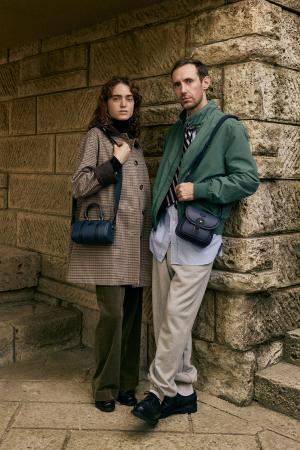 「ハンティングワールド」創設 60 周年を飾るコラボレ