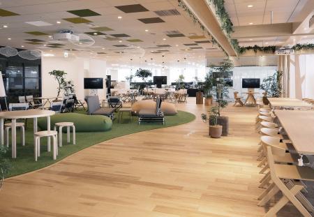 商業・オフィス用木質床材「ボアシス 6 mmタイプ」の 商業・オフィス用木質床材「ボアシス 6 mmタイプ」の