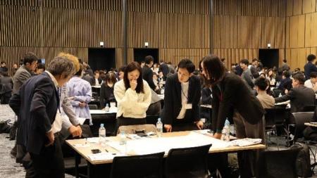 異業種104社241名が集結!国内最大規模アイデアソンイ 異業種104社241名が集結!国内最大規模アイデアソンイ