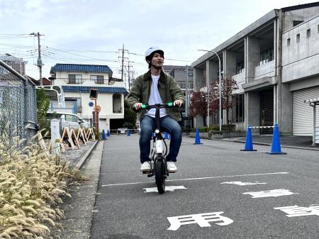 さいたま市中央区区民まつりで電動サイクルの交通安全