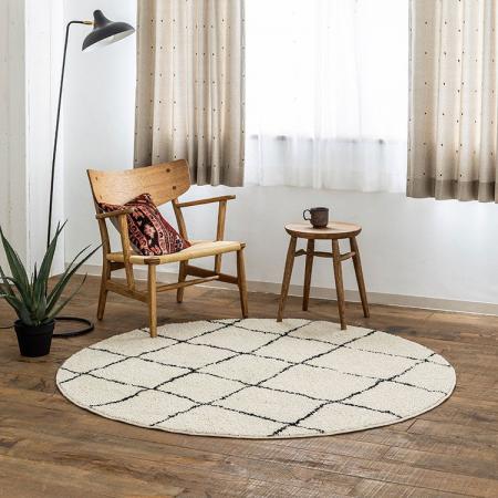 北欧にもモダンにも馴染む万能ラグ。『ファーモII』CR