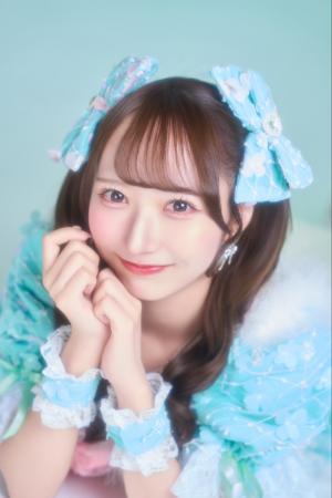 LilyS/ash 川澄ななえ、生誕ビジュアル公開＆生誕祭の