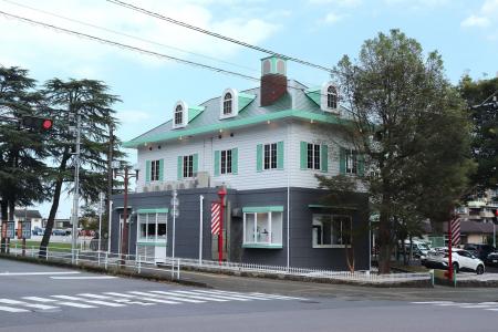 温泉街・別府に「パンとエスプレッソと別府館」誕生。