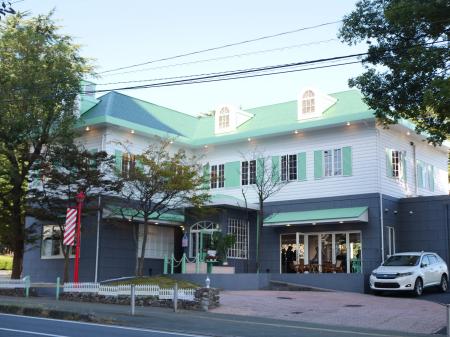 別府に「パンとエスプレッソと別府館」がオープン！湯