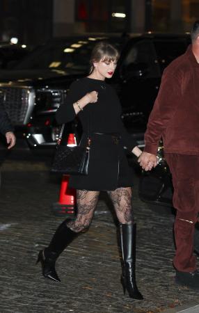 【ルイ・ヴィトン】テイラー・スウィフト、ルイ・ヴィ