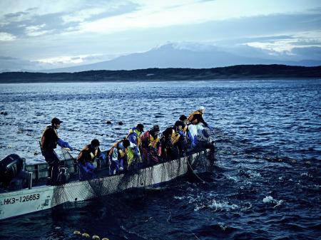 ここ55年で最悪の不漁 「鮭のまち」斜里町の漁師たち