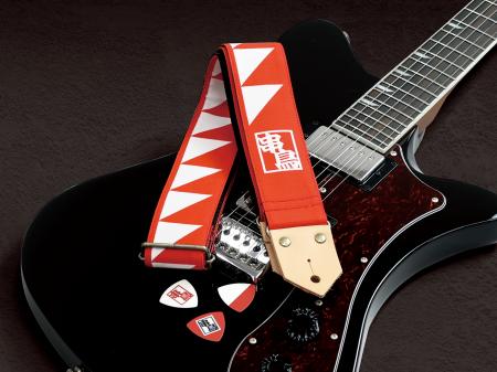 北海道発の焼き鳥専門店「串鳥」とのコラボアイテムを