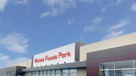 地域の皆さまが集い、つながる交流の場を目指してベイ