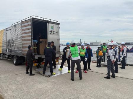 国土交通省近畿地方整備局・堺市合同総合防災訓練へ参