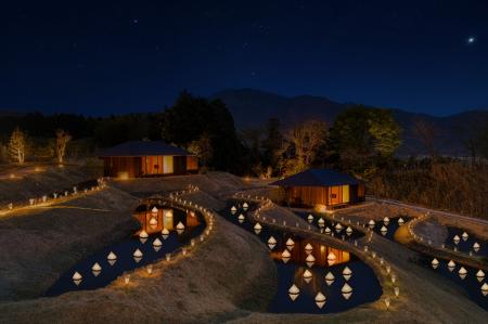 【界 由布院】100本の中津和傘が棚田を灯すライトアッ