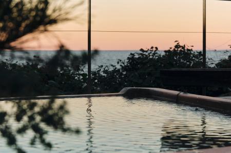 絶景を独り占め、SANU初の貸切露天温泉・サウナ施設が