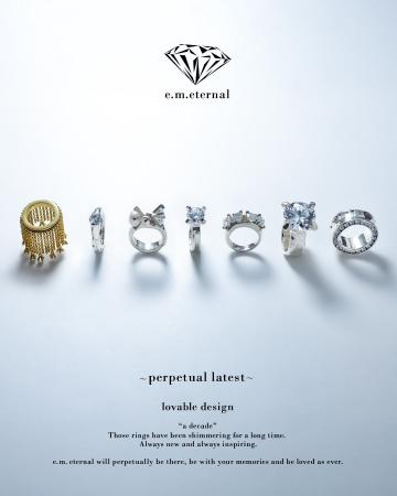 ブランド設立から29周年を迎えたe.m.のスーパーロング