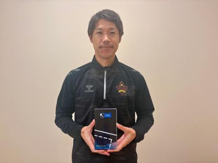 辻田真輝監督　2025明治安田Ｊ3リーグ10月度「月間優