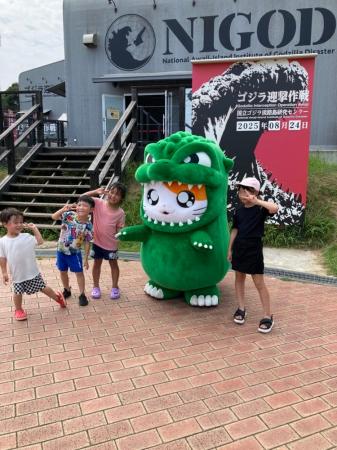 ニジゲンノモリ「ゴジラ迎撃作戦」 真冬のジャンケン