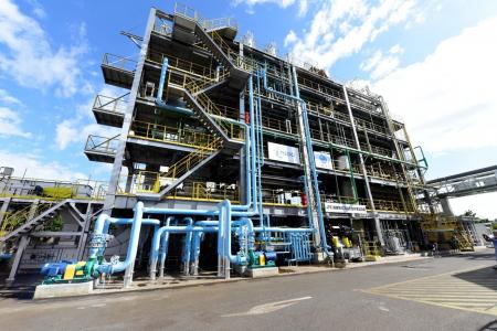 世界でも希少な廃棄物ガス化技術を用いたケミカルリサ 世界でも希少な廃棄物ガス化技術を用いたケミカルリサ