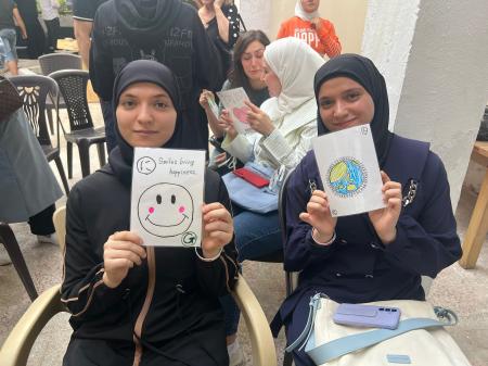 対馬西部中学校の「平和カルタ」がシリアへ。平和の種