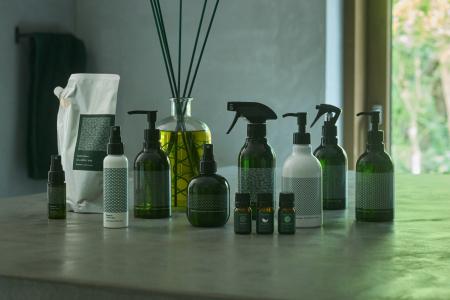 天然精油100%のホームケアブランド「Komons」より“ピ