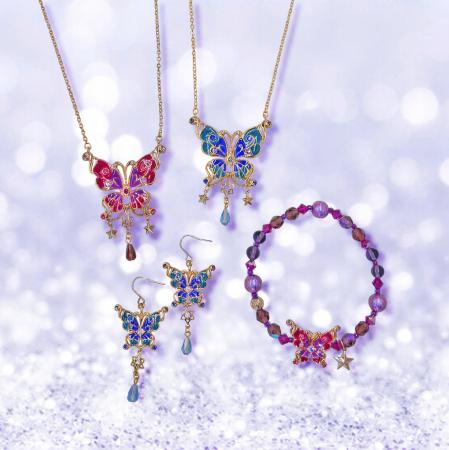 【ANNA SUI】デコラティブな蝶モチーフアクセサリーが