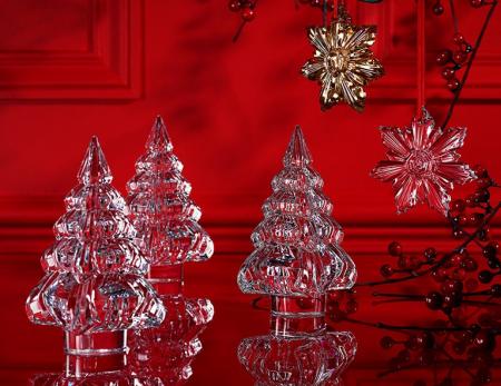 バカラの煌めくホリデーコレクション 2025